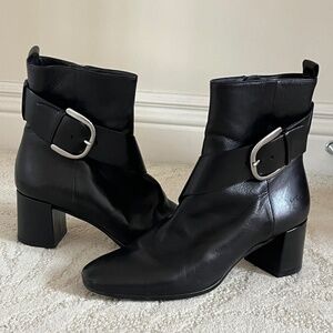 M. Gemi boot with buckle